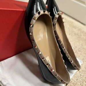 Valentino Garavani Black and Cream Studded Flats